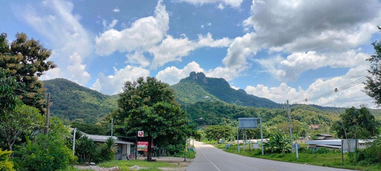 Вілла Pimpisa Garden พิมพิศา การ์เด้นท์ Khuang Kom Екстер'єр фото