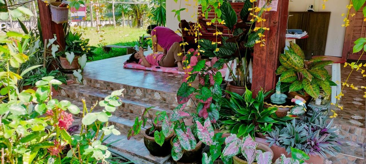 Вілла Pimpisa Garden พิมพิศา การ์เด้นท์ Khuang Kom Екстер'єр фото